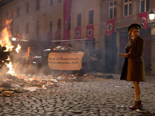 Scena del film Storia di una ladra di libri.