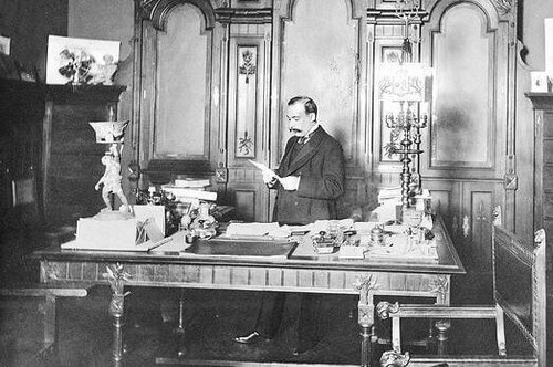 Torcuato luca de Tena studio