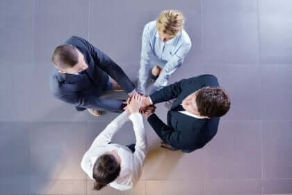 L'importanza del gruppo secondo Stanley Milgram.