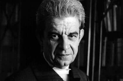 Jacques Lacan in bianco e nero.