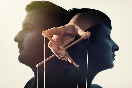 Controllare la mente umana.