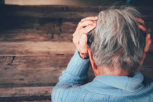 La paura del dolore colpisce principalmente le persone anziane.