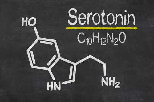 La formula della serotonina.