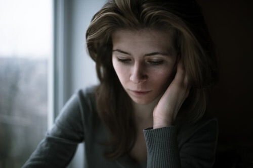 Isolamento affettivo: separare le emozioni dai pensieri