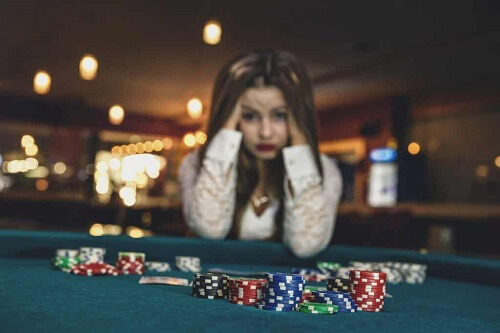 Donna e gioco di azzardo.