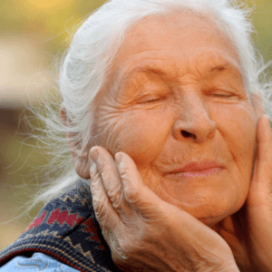 Fasi della vecchiaia: cambiamenti fisici e psicologici