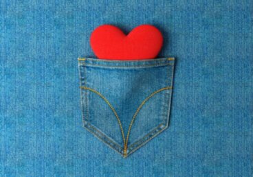 Pocketing: quando il partner ci nasconde agli altri