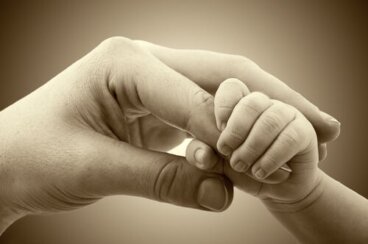 Relazione madre figlio durante l'infanzia