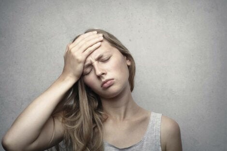 Emicrania mestruale, una realtà molto comune e silenziosa