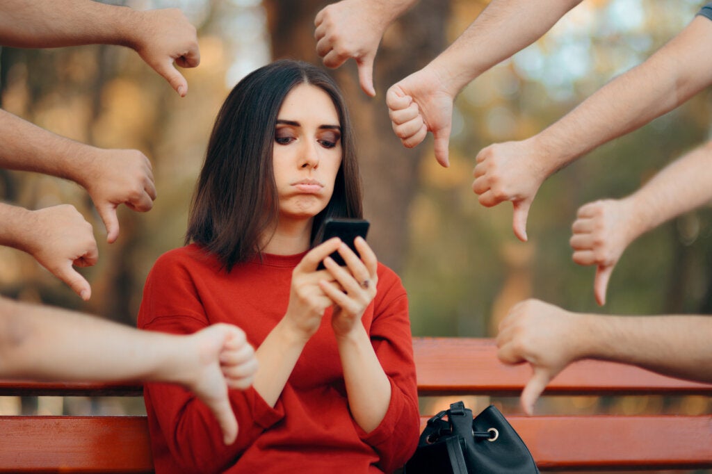 Affrontare critiche e odio sui social network: come fare?